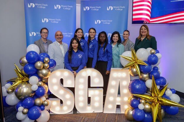Student Government Association Students posing outside the Wolfson Campus